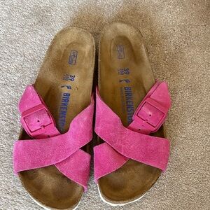 Birkenstock Women's Fuchsia Sandals